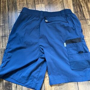 Men’s Magellan shorts size small